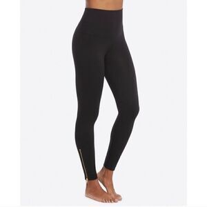 Spanx Look At Me Now Seamless Side Zip Leggings.